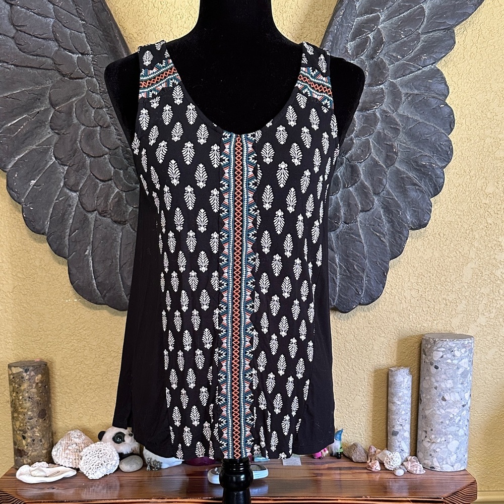 Ricki’s Black and White Leaf Print Tank Top